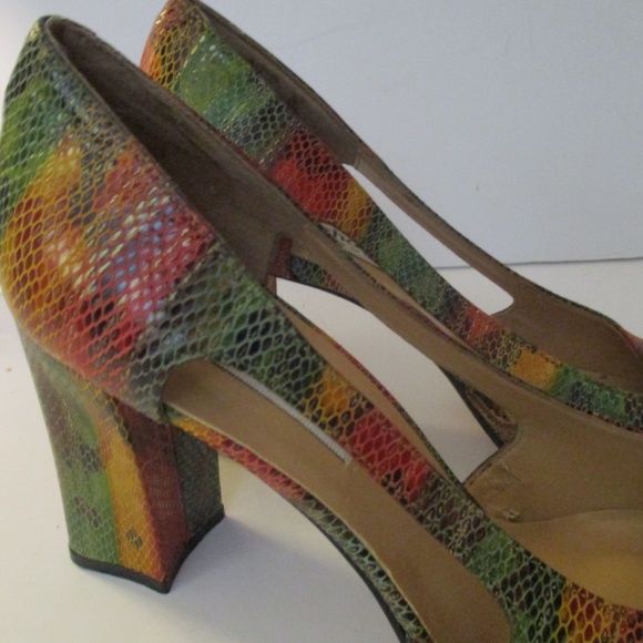 Squared Toe 'Rainbow' Snake Patent Print Pumps - Picture 4 of 6